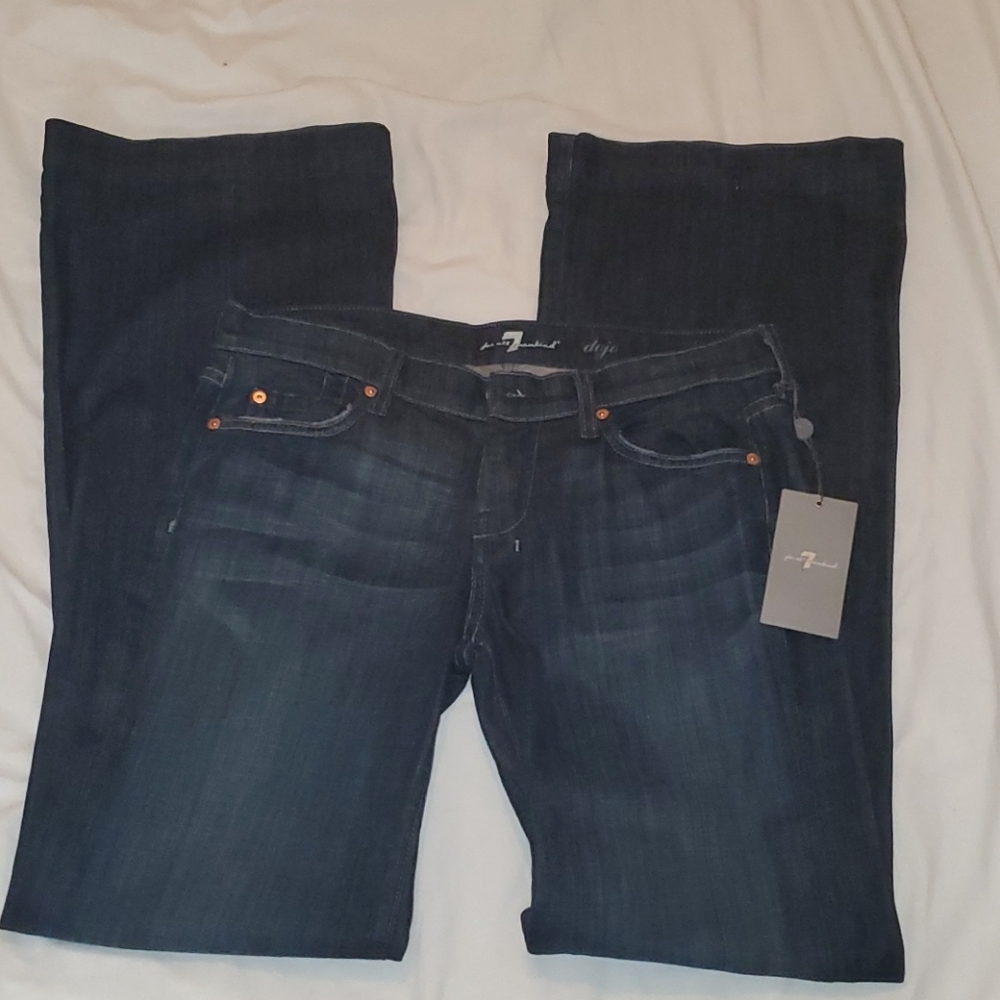 7 for all mankind